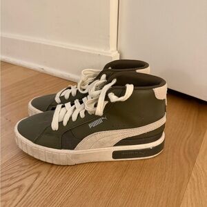 Puma High Top Sneakers Size 8.5